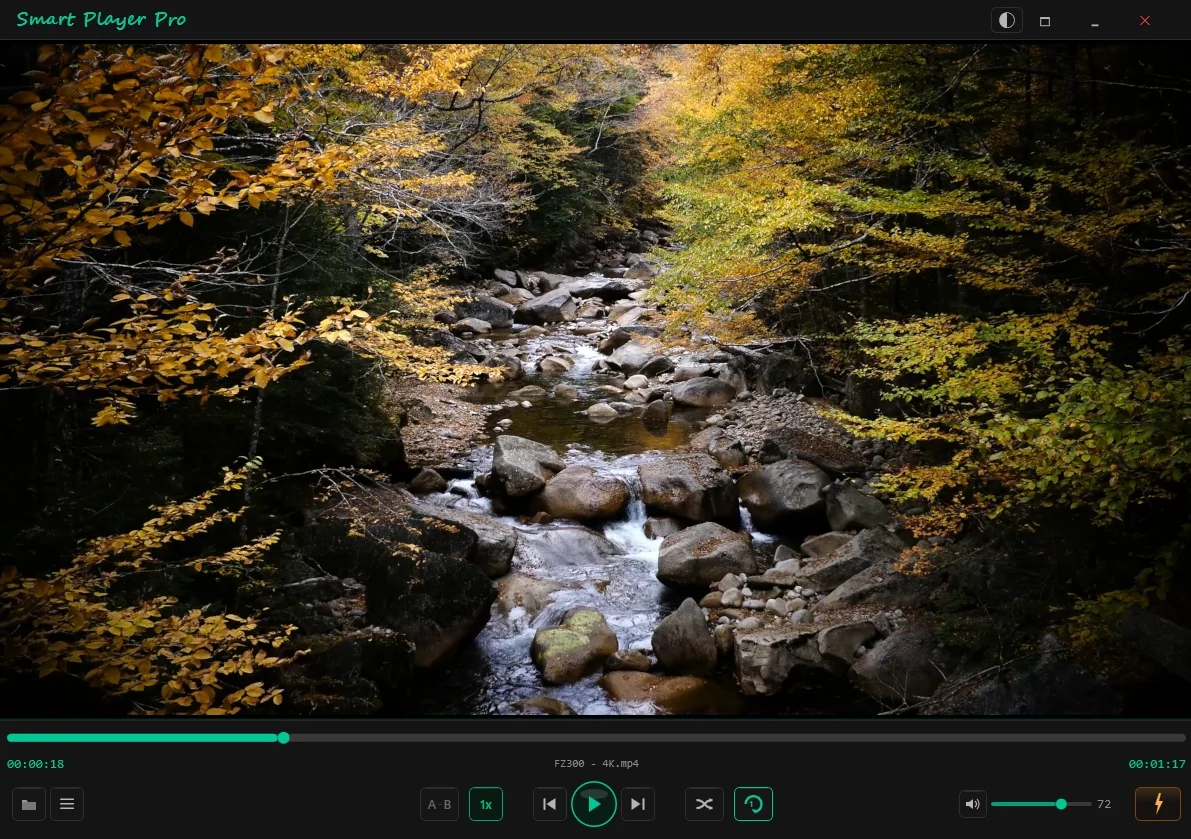 SmartPlayer Proの再生画面とプレイリスト
